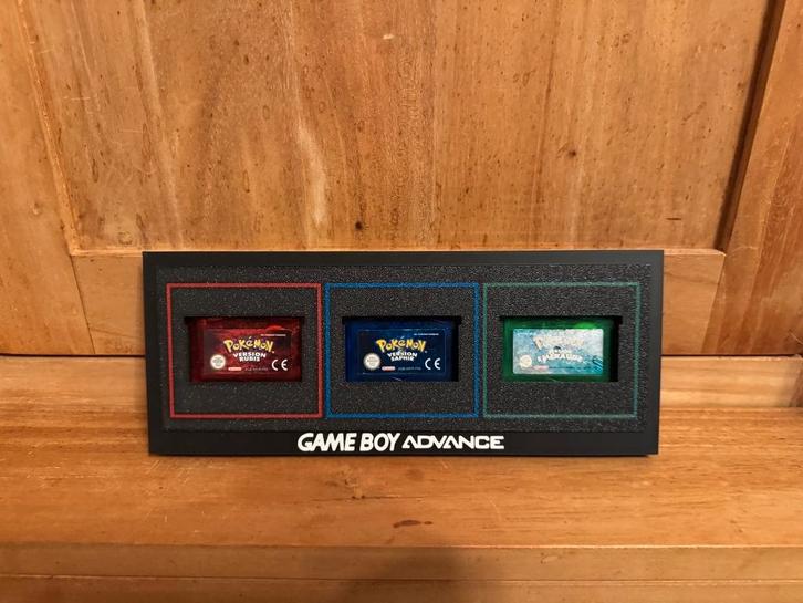 Support mural Game Boy Advance – Saphir / Rubis / Émeraude, Consoles de jeu & Jeux vidéo, Consoles de jeu | Nintendo Game Boy