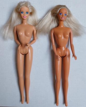 Setje van 2 Barbie poppen beschikbaar voor biedingen