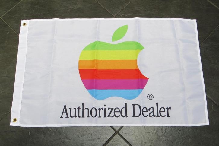Apple - Macintosh - iMac - iPhone - Dealer Vlag (1977-1998), Verzamelen, Merken en Reclamevoorwerpen, Zo goed als nieuw, Ophalen of Verzenden