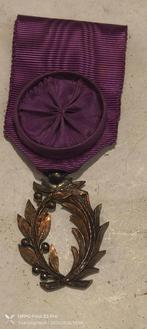 médaille ORDRE DES PALMES ACADÉMIQUES, Collections, Objets militaires | Général, Enlèvement