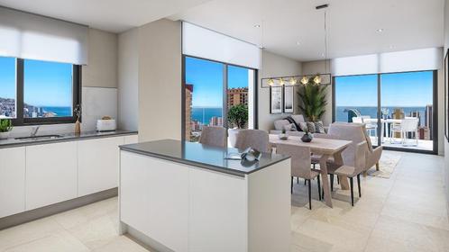 BENIDORM- KANT-EN-KLAAR APPARTEMENT MET 2 SLAAPKAMERS, Immo, Buitenland, Spanje, Appartement, Stad