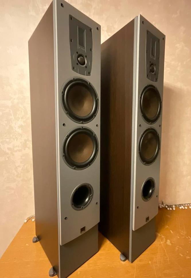 DALI Ikon 6 Top klasse Hi-Fi luidsprekers (((vaste prijs))), Audio, Tv en Foto, Luidsprekerboxen, Zo goed als nieuw, Front, Rear of Stereo speakers