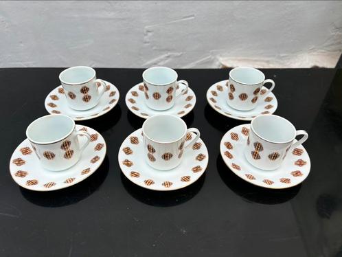 Ensemble tasses et sous tasses anciennes, Maison & Meubles, Cuisine | Vaisselle