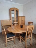 Tafel met 4 stoelen en bijhorende kasten, Ophalen, Zo goed als nieuw