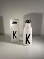 Gourde avec lettre K - Design Letters - Arne Jacobsen, Ophalen, Overige materialen, Nieuw, Kom(men)
