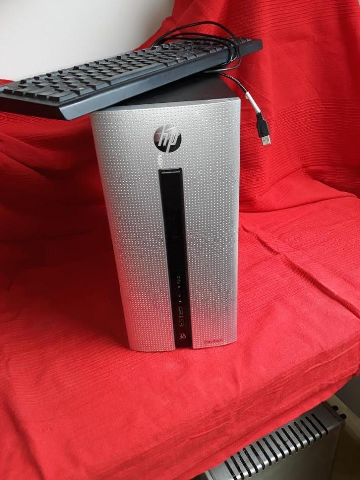 HP Pavillion Modèle 550-106nb, Informatique & Logiciels, Ordinateurs de bureau, Utilisé, 3 à 4 Ghz, SSD, 16 GB, Avec carte vidéo