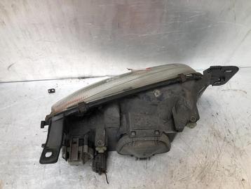 Phare gauche d'un Ford Fiesta, Enlèvement ou Envoi, 3 mois de garantie, Utilisé, Ford