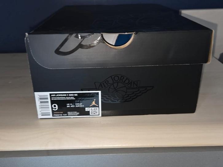 Nike Air Jordan 1 Mid SE - 42.5/US 9, Kleding | Heren, Schoenen, Nieuw, Sneakers, Blauw, Ophalen of Verzenden