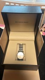 Montre Burberry pour femme, Autres marques, Enlèvement ou Envoi, Acier, Acier
