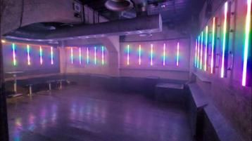 Showtec Led Octostrip - 16 stuks in flightcase! beschikbaar voor biedingen