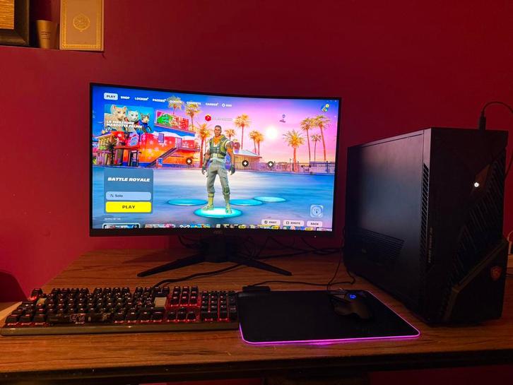 ‼️ GAMING SETUP -I7 13700F - RTX 4060 TI - 240hz ‼️, Computers en Software, Desktop Pc's, Zo goed als nieuw, SSD, Gaming, Ophalen