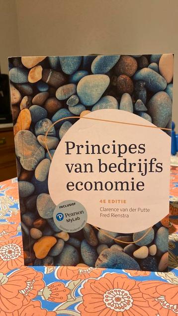 Principes van bedrijfseconomie beschikbaar voor biedingen