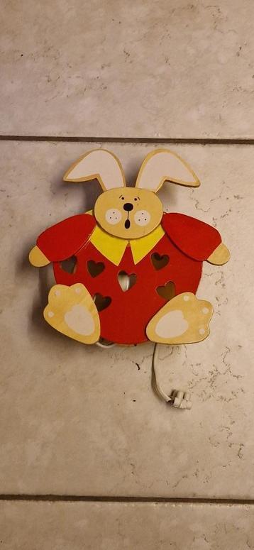 luster voor kinderkamer in de vorm van een konijntje. Zo goe beschikbaar voor biedingen