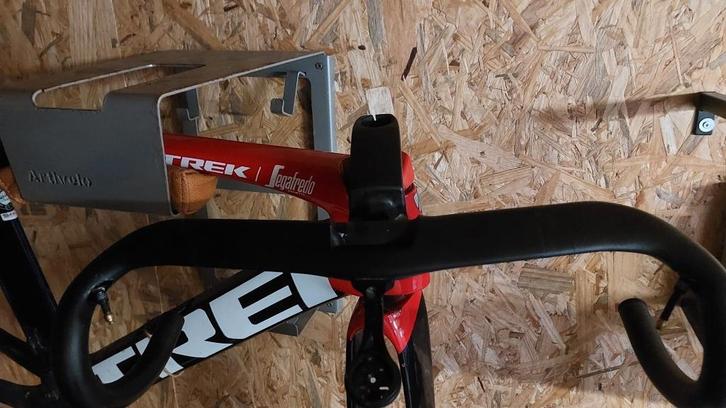 Trek Madone SLR kader prjoject one incl nieuw stuur ( 54 ), Vélos & Vélomoteurs, Vélos | Vélos de course, Utilisé, Hommes, 53 à 57 cm