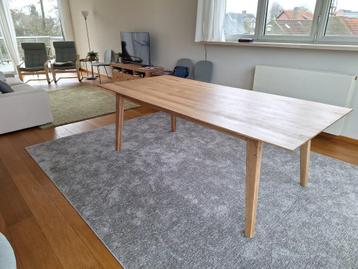 Massieve eiken tafel 220x100cm  beschikbaar voor biedingen