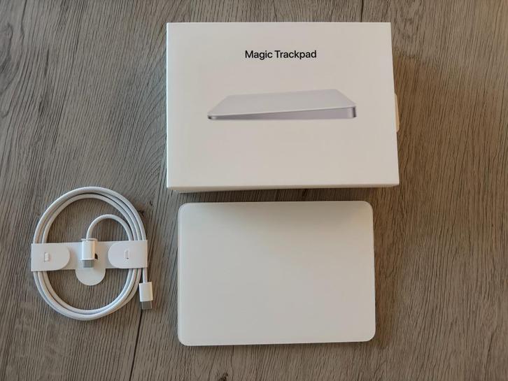 Apple Magic Trackpad (USB‑C) - Wit Multi‑Touch-oppervlak, Computers en Software, Muizen, Zo goed als nieuw, Trackpad, Linkshandig