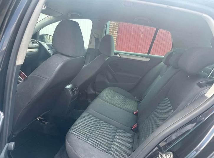 Voiture golf 6 très bon état, Auto's, Volkswagen, Particulier, Golf, Boordcomputer, Elektrische ramen, Isofix, Ophalen