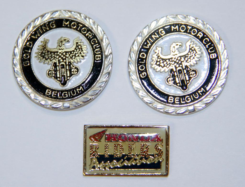 Pins-Moto_Honda_GWMCB_Gold Wing Motor Club_3 pièces_23-04-02, Collections, Broches, Pins & Badges, Enlèvement ou Envoi, Comme neuf