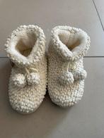Pantoffels, Kinderen en Baby's, Kinderkleding | Schoenen en Sokken, Ophalen, Zo goed als nieuw
