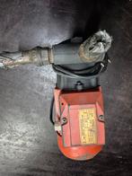 Mazout pomp, Ophalen