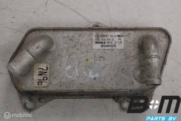 Oliekoeler VW Touran 5T 02E409061D beschikbaar voor biedingen