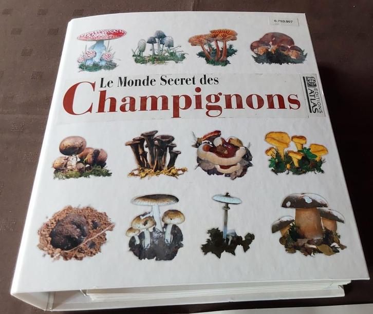 Classeur de 84 fiches "Monde Secret des Champignons"éd atlas, Livres, Nature, Neuf, Fleurs, Plantes et Arbres, Enlèvement ou Envoi
