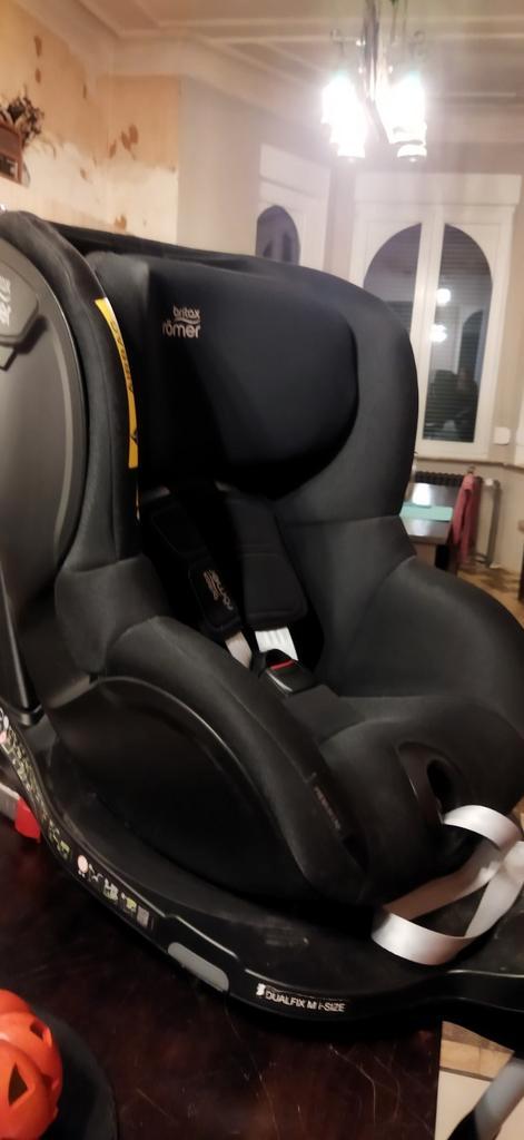 Siège auto britax romer dual fix, Kinderen en Baby's, Autostoeltjes, Zo goed als nieuw, Romer, Ophalen