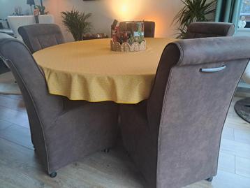 stoelen beschikbaar voor biedingen