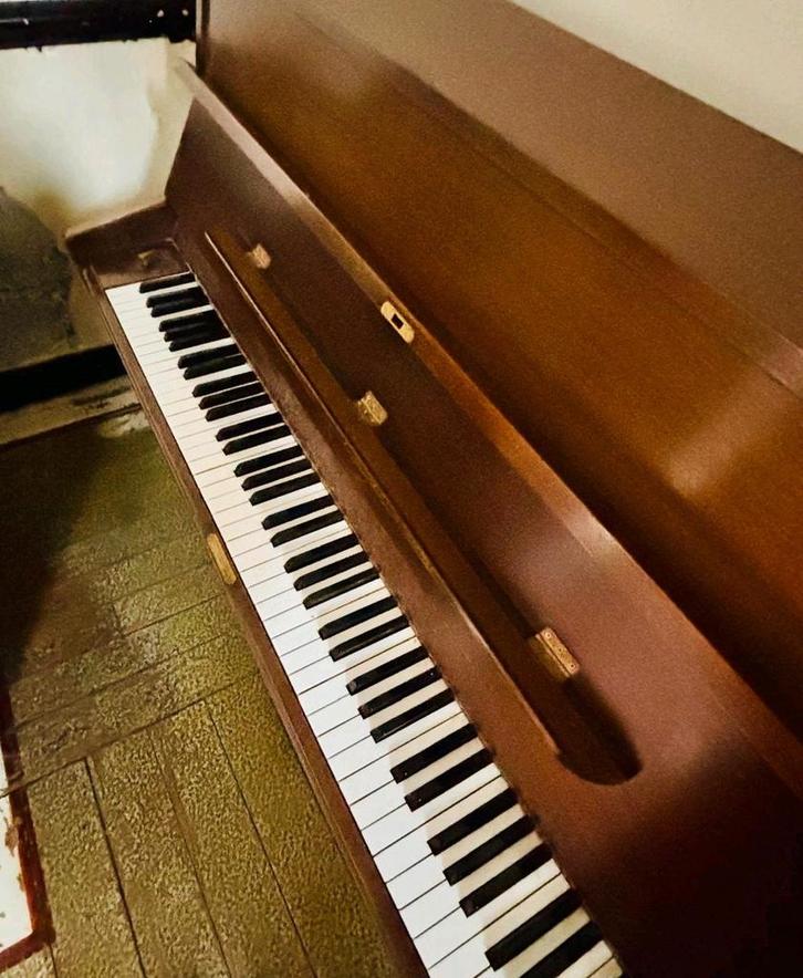 Piano droit IBACH – fabrication allemande - achat Kaufmann, Muziek en Instrumenten, Piano's, Piano, Ophalen