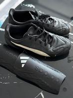 chaussures de foot à vendre, Sport en Fitness, Voetbal, Ophalen, Zo goed als nieuw, Schoenen