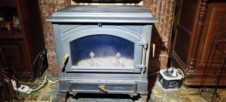 Poêle à bois EFEL., Huis en Inrichting, Kachels, Houtkachel, Hout, Ophalen