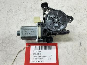 MOTOR RAAMMECHANIEK RECHTS VOOR Golf VII Variant (AUVV) beschikbaar voor biedingen