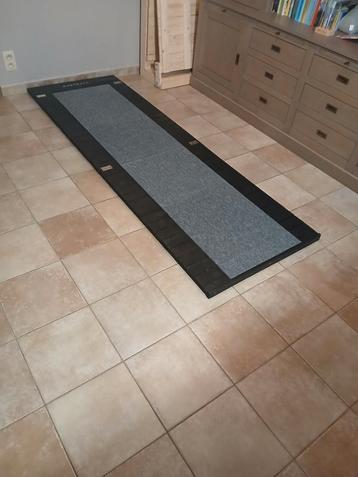 Dart oche zwart met tapijt Dartwall beschikbaar voor biedingen