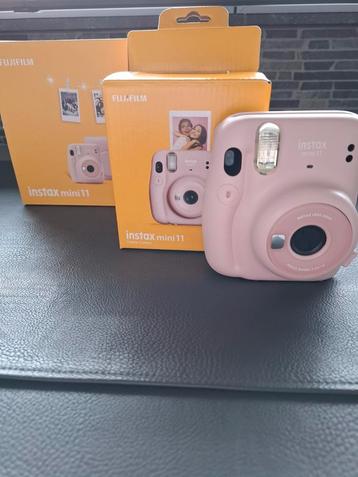 Fujifilm Instax Mini 11 Pink beschikbaar voor biedingen