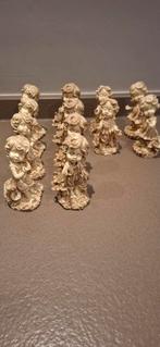 12 beeldjes meisjes alles 10€, Ophalen of Verzenden