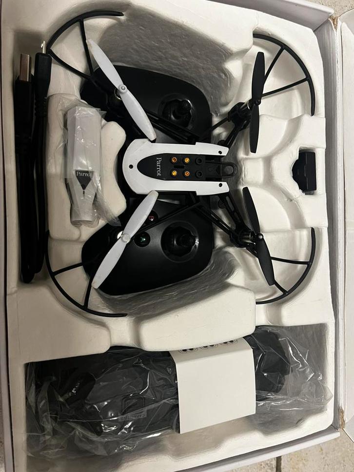 Parrot mambo Fpv drone, TV, Hi-fi & Vidéo, Drones, Comme neuf, Enlèvement ou Envoi
