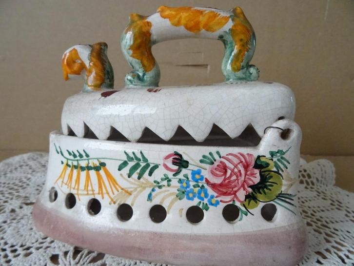 Curiosa vintage strijkijzer Bassano Italy strijkijzer 1970, Antiek en Kunst, Curiosa en Brocante, Ophalen of Verzenden