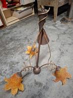 Hanglamp met glazen bloemen, Ophalen