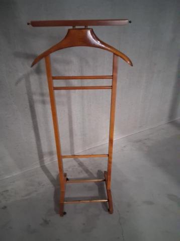 Dressboy – Ontwerp Ico Parisi – Fratelli Reguitti beschikbaar voor biedingen