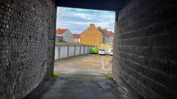 garage - Boxe à louer en plein centre-ville de tubize  disponible aux enchères