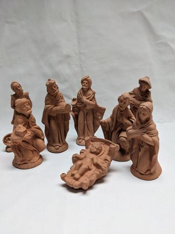 Lot de 9 figurines crèche terre cuite vintage beschikbaar voor biedingen