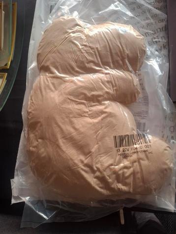 Nijlpaard knuffel beschikbaar voor biedingen