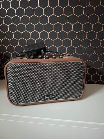 Harley Benton TableAmp V2 BlueTooth

 beschikbaar voor biedingen