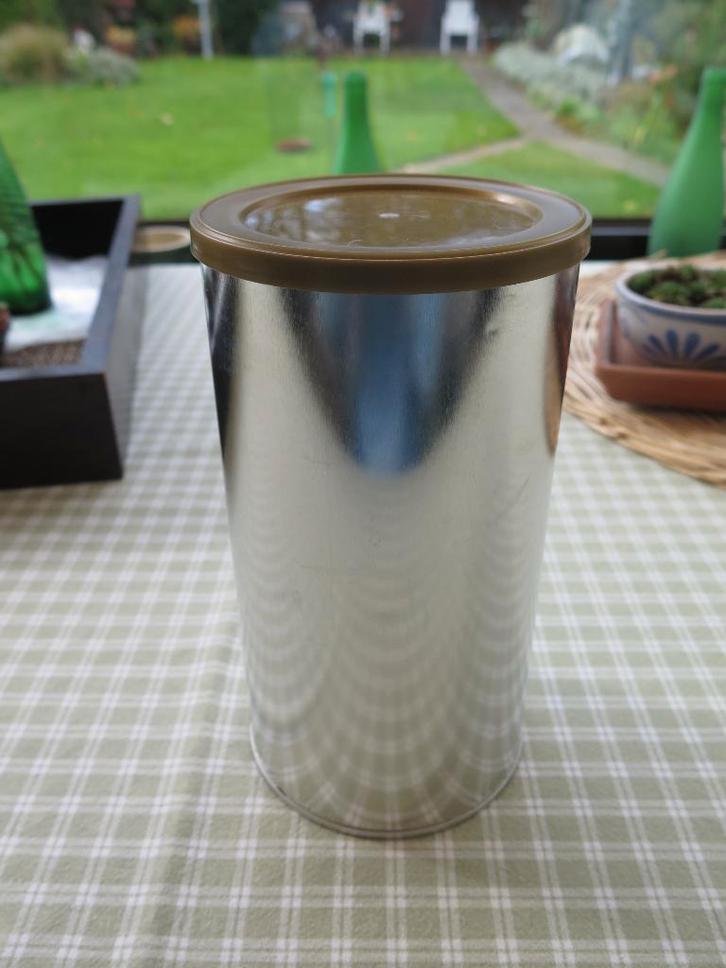 GRATIS koffieblikken met deksel., Collections, Boîte en métal, Comme neuf, Café, Autres marques, Enlèvement