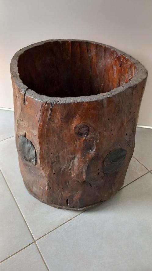 Ancien pot en bois Val d'Aoste Italie art populaire, Antiquités & Art, Curiosités & Brocante, Enlèvement