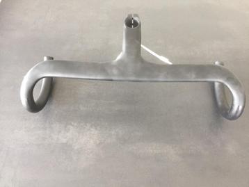 Carbon Integrated Aero stuur beschikbaar voor biedingen
