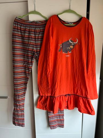 Woody pyjama buffel maat 14 jaar beschikbaar voor biedingen