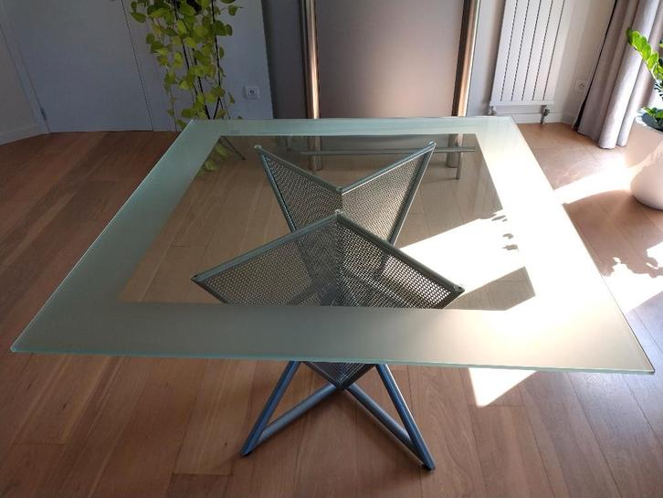 Vierkante tafel met glazen blad, 120cmx120cm, Huis en Inrichting, Tafels | Eettafels, Gebruikt, 100 tot 150 cm, 100 tot 150 cm