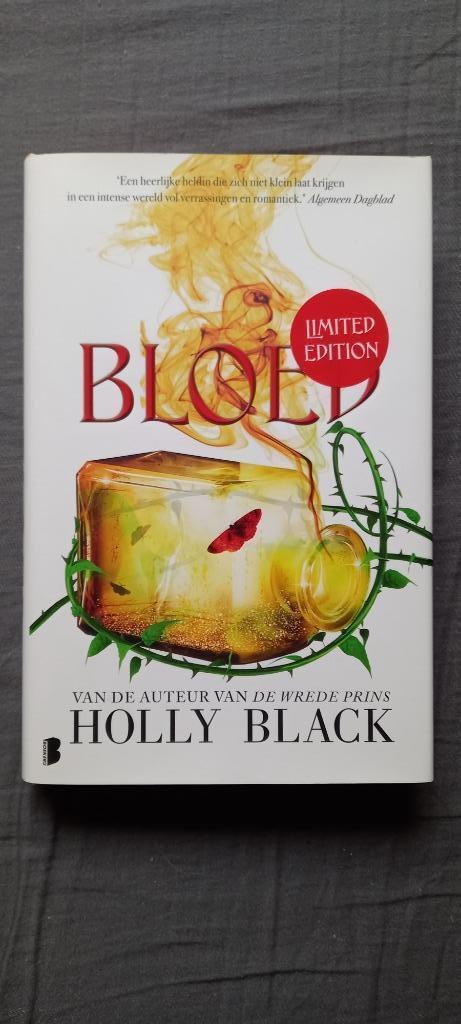 Limited edition: Bloed, Holly Black, Boeken, Kinderboeken | Jeugd | 13 jaar en ouder, Nieuw, Fictie, Ophalen