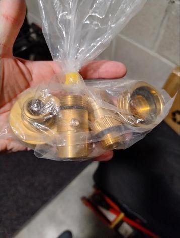 LPG nippelset  beschikbaar voor biedingen